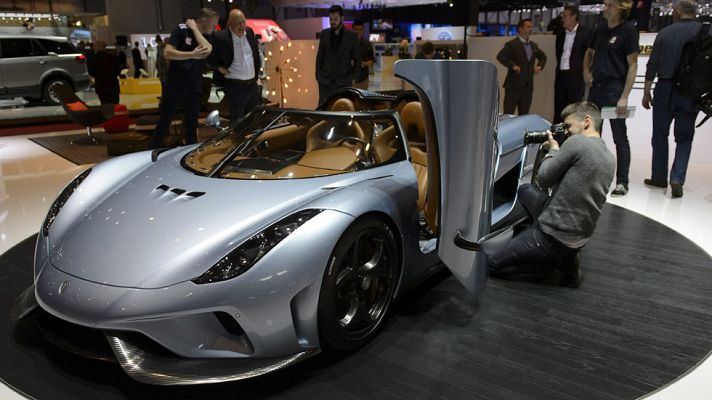 Telediario 1 - El sector del automóvil en España