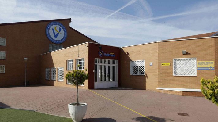 Telediario 1 - Reunión con padres de alumnos del