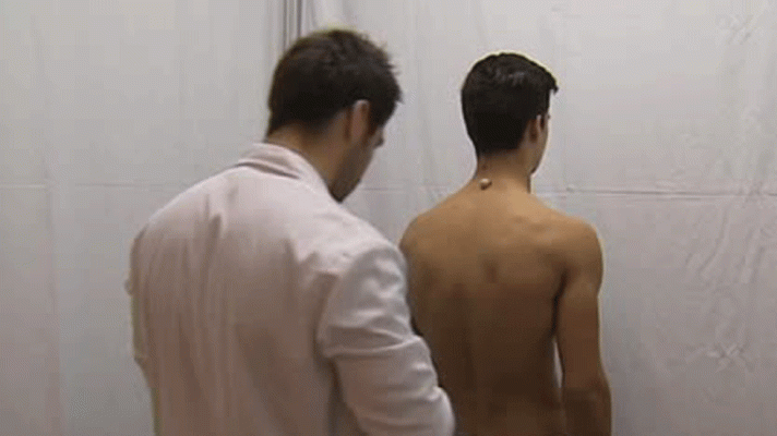 Telediario 1 - 60% de los hombres tiene problemas para encontrar su tall