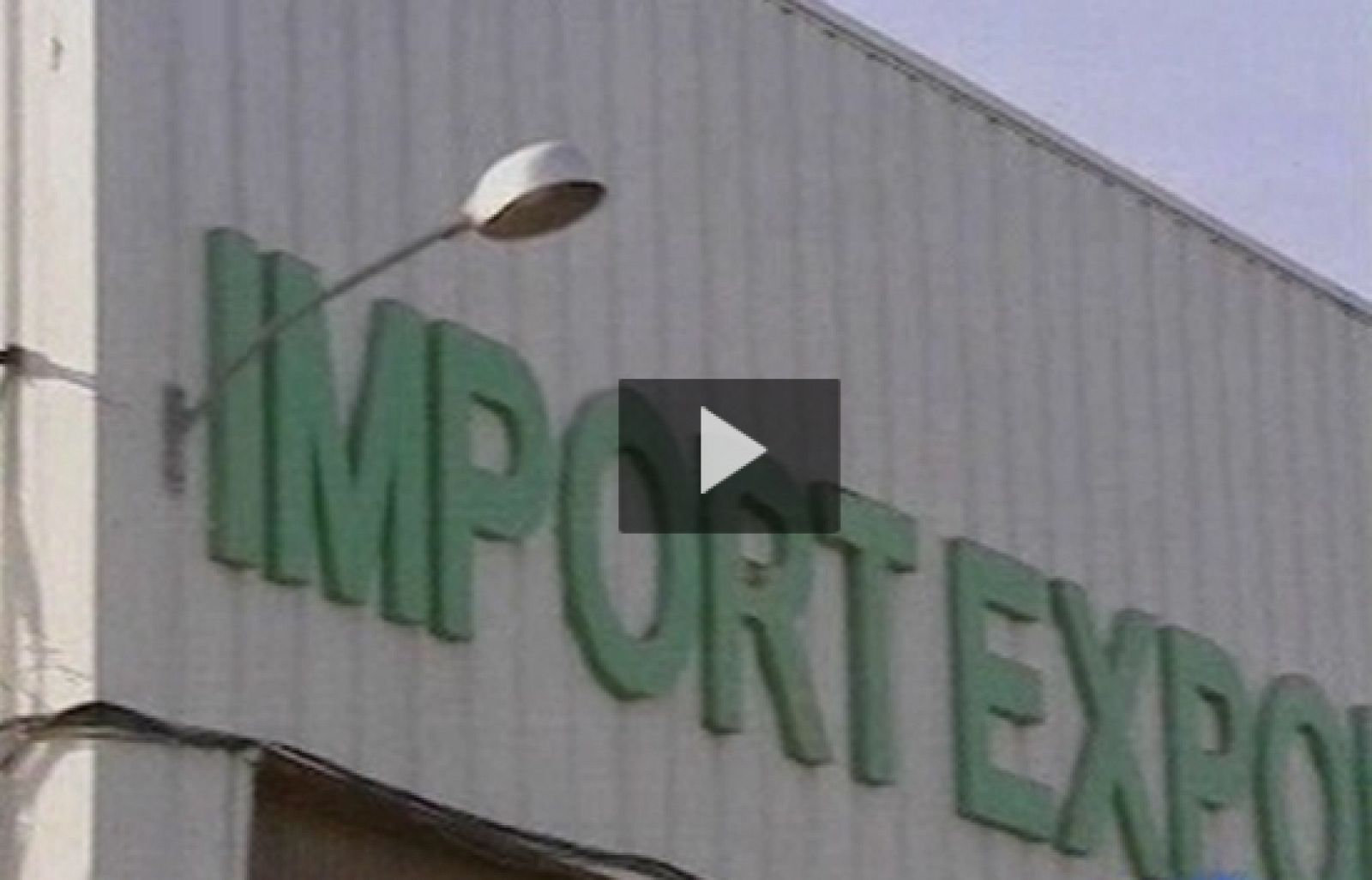 Intervenidos en Seseña, Toledo, 80.000 dulces y productos lácteos fabricados en China | Ver