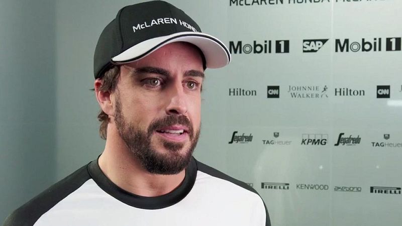 Alonso avanza en recuperación con una prueba de reflejos