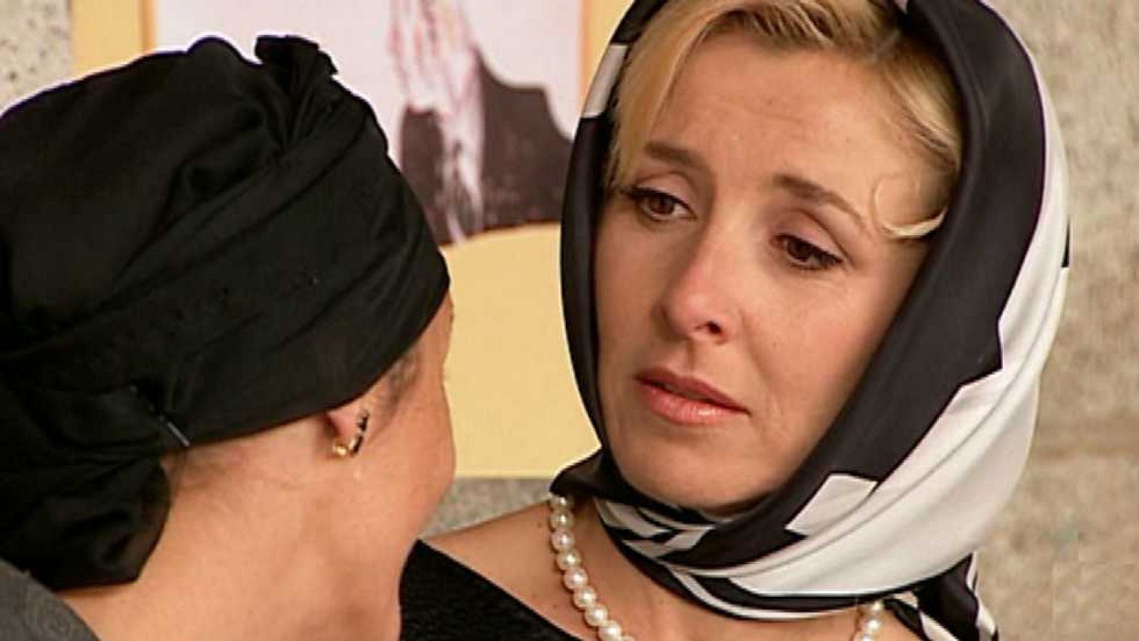 Amar en tiempos revueltos - T5 - Capítulo 75