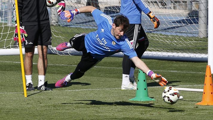 Telediario 1 - Casillas será el portero titular del 'clásico'