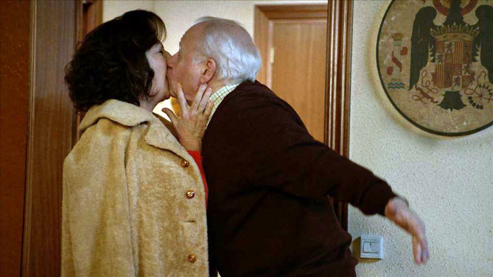 Cuéntame cómo pasó - Nieves y Miguel: "Sí, es lo que parece"