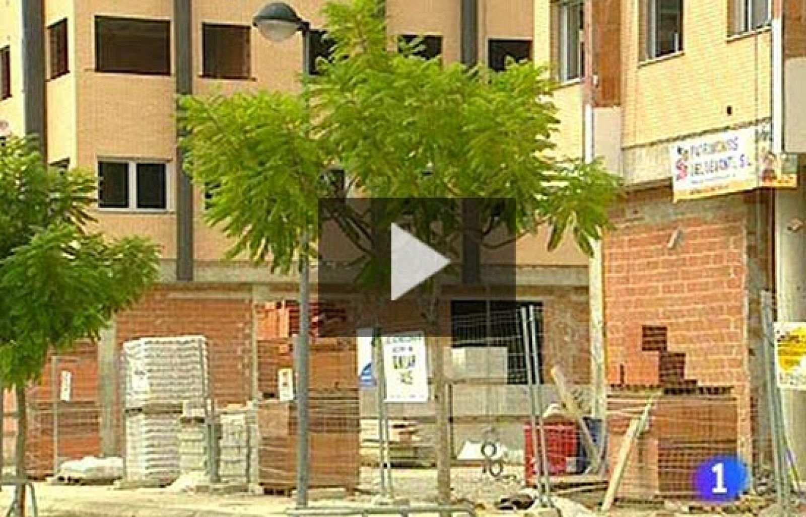 La crisis obliga a volver a sortear una promoción de VPO | Ver