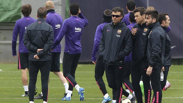 Telediario 1 - Luis Enrique y Ancelotti, dos formas de entender un vestuario