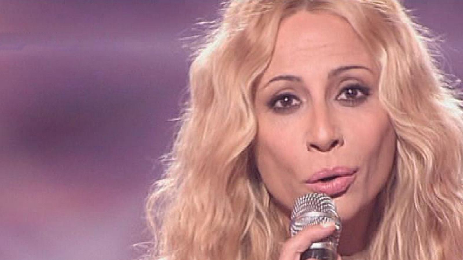 Marta Sánchez en 'La Alfombra Roja Palace' | Ver