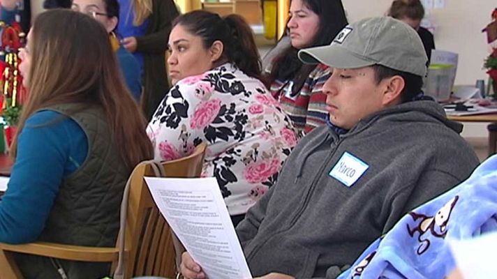 Telediario 1 - En EEUU cinco millones de inmigrantes esperan sus papeles