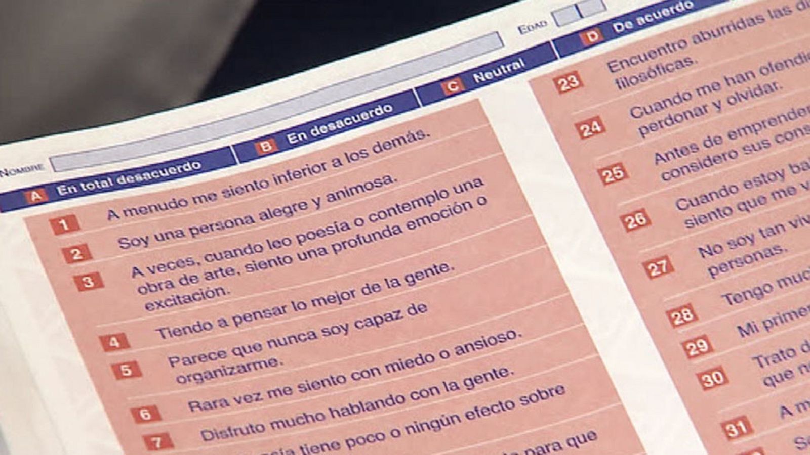 Los pilotos españoles pueden pasar consulta en la mutua de la aerolínea o en la seguridad social