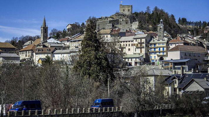 Telediario 1 - Seyne les Alpes intenta recuperar la normalidad