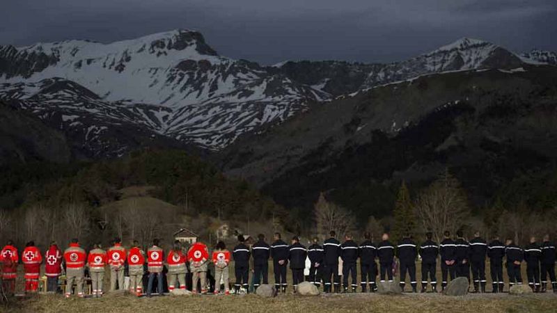 Ya han empezado a identificar los restos encontrados por los equipos de rescate