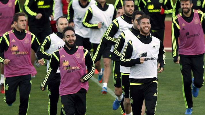 Telediario 1 - España viaja a Holanda con ganas de revancha