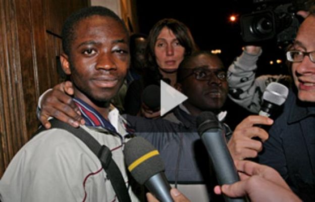  - Los italianos, contra el racismo