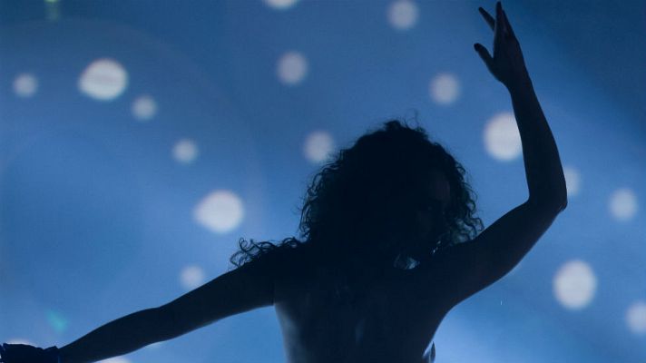 Alaska y Segura - El desnudo irreverente de Alaska y Segura