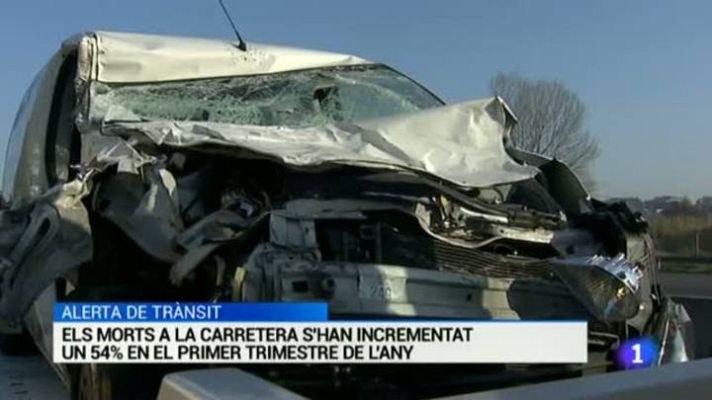 L'Informatiu - L'informatiu en 3' - 01/04/2015