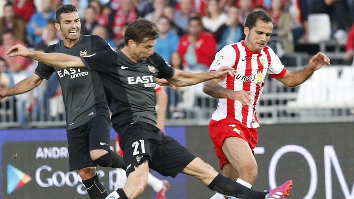 Fútbol - Almería 1 - Levante 4