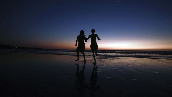 El tiempo - Viento fuerte en el Cantábrico occidental y Alborán