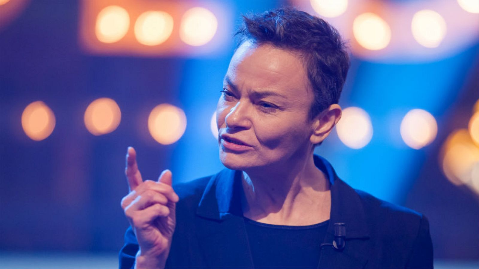 Alaska y Segura - Antonella Broglia sobre las preguntas en la vida