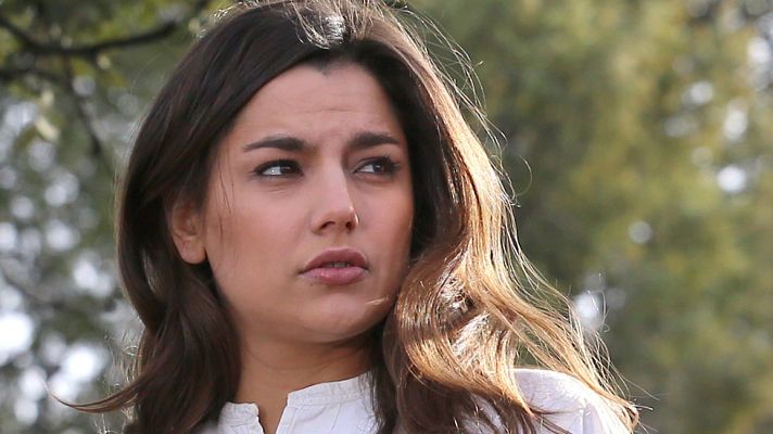 Acacias 38 - 'Acacias 38' - La historia de Manuela nos introduce en el universo de Acacias