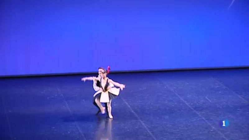 Final del cinquè Certàmen Internacional de Dansa de Barcelona