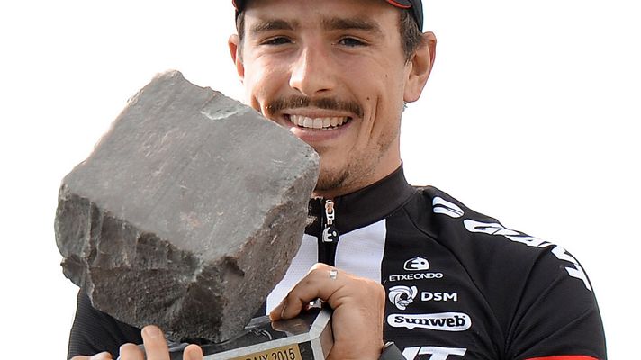 Telediario 1 - Degenkolb se lleva la Paris-Roubaix