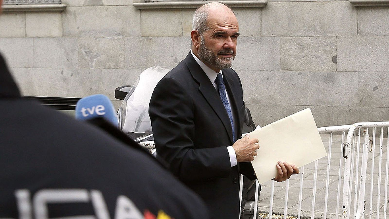 El expresidente andaluz Manuel Chaves llega al Tribunal Supremo para declarar en el caso ERE - Informativo 24h | Ver