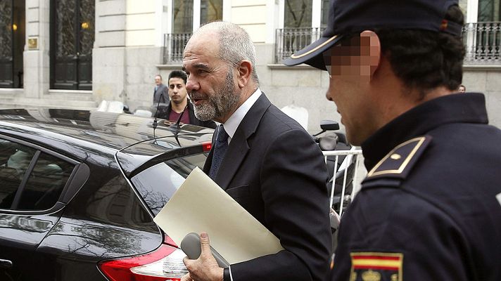 Informativo 24h - Chaves se desvincula de los ERE