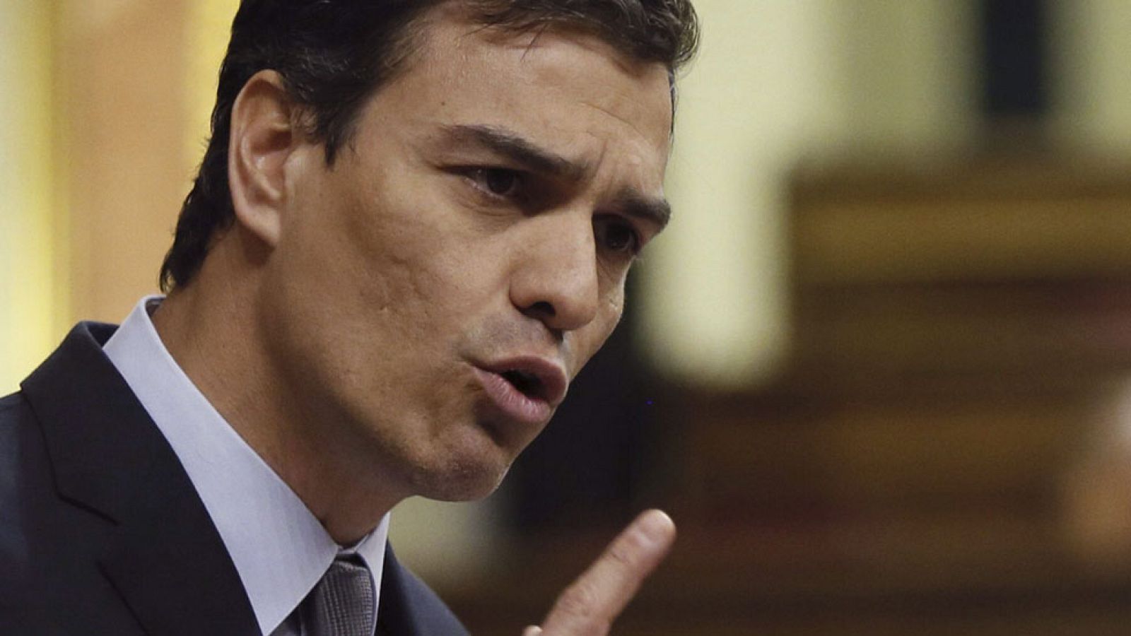 Pedro Sánchez, a Rajoy: "Ustedes pretenden que los ciudadanos se conformen con una Europa de desigualdades"