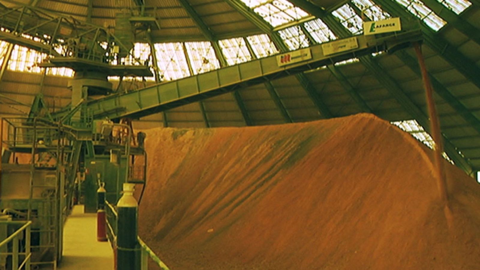 El consumo de cemento en España crece un 8,5% en el primer trimestre de 2015