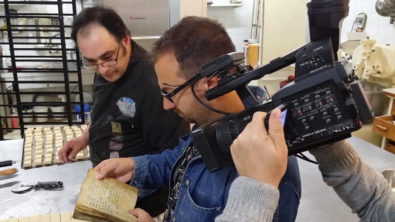 Aquí la Tierra-Dulces generaciones de pasteleros