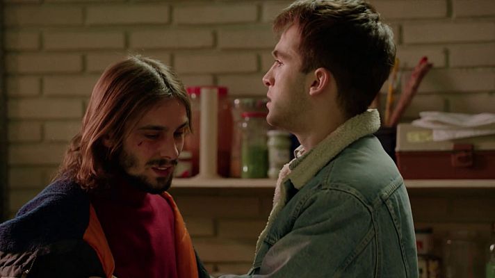 Cuéntame cómo pasó - El enemigo en casa