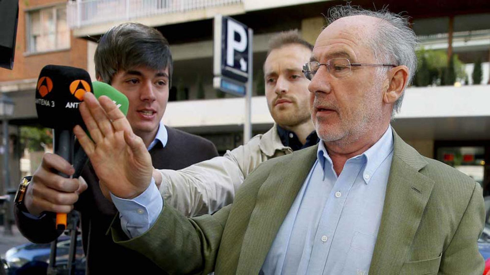 Telediario 2 en cuatro minutos - 18/04/15