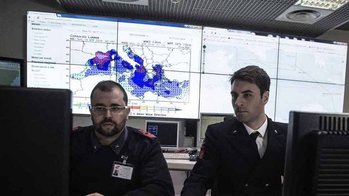 Telediario 1 - Semana trágica con el hundimiento de varias embarcaciones