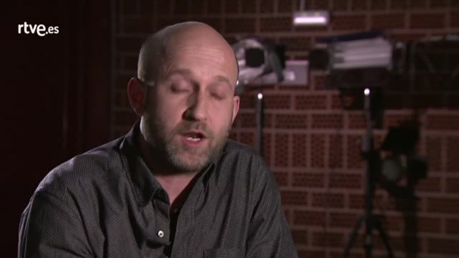 Marc Montserrat-Drukker, director y cocreador de La Ola - Crónicas | Ver