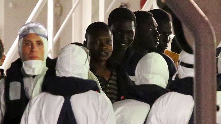 Telediario 1 - Telediario Matinal en 4' - 21/04/15