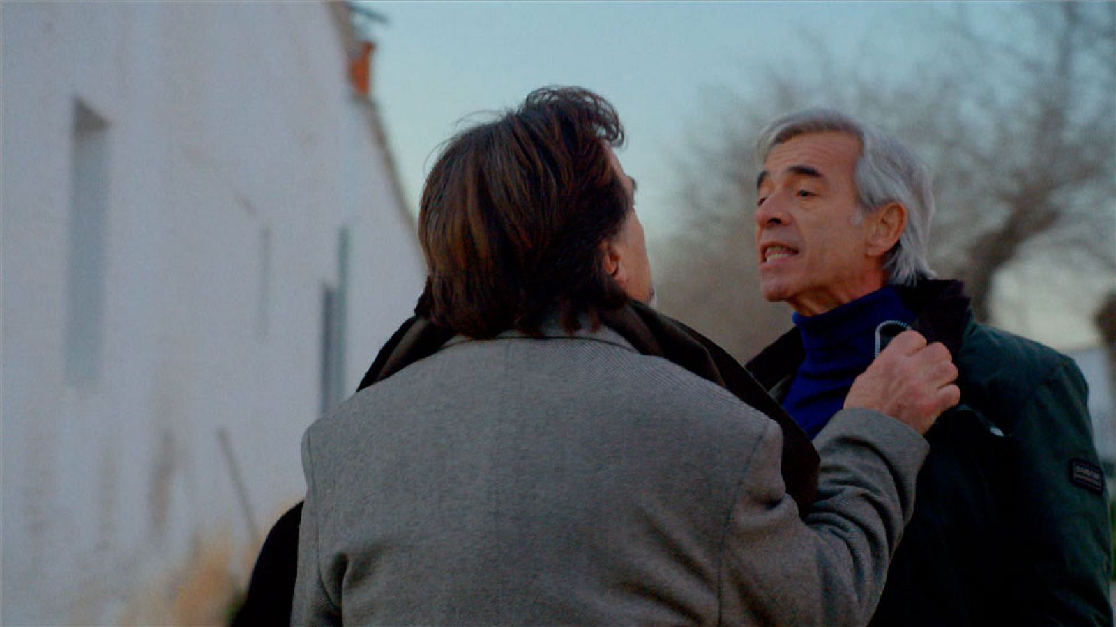 Cuéntame cómo pasó - Antonio y Mauro llegan a las manos