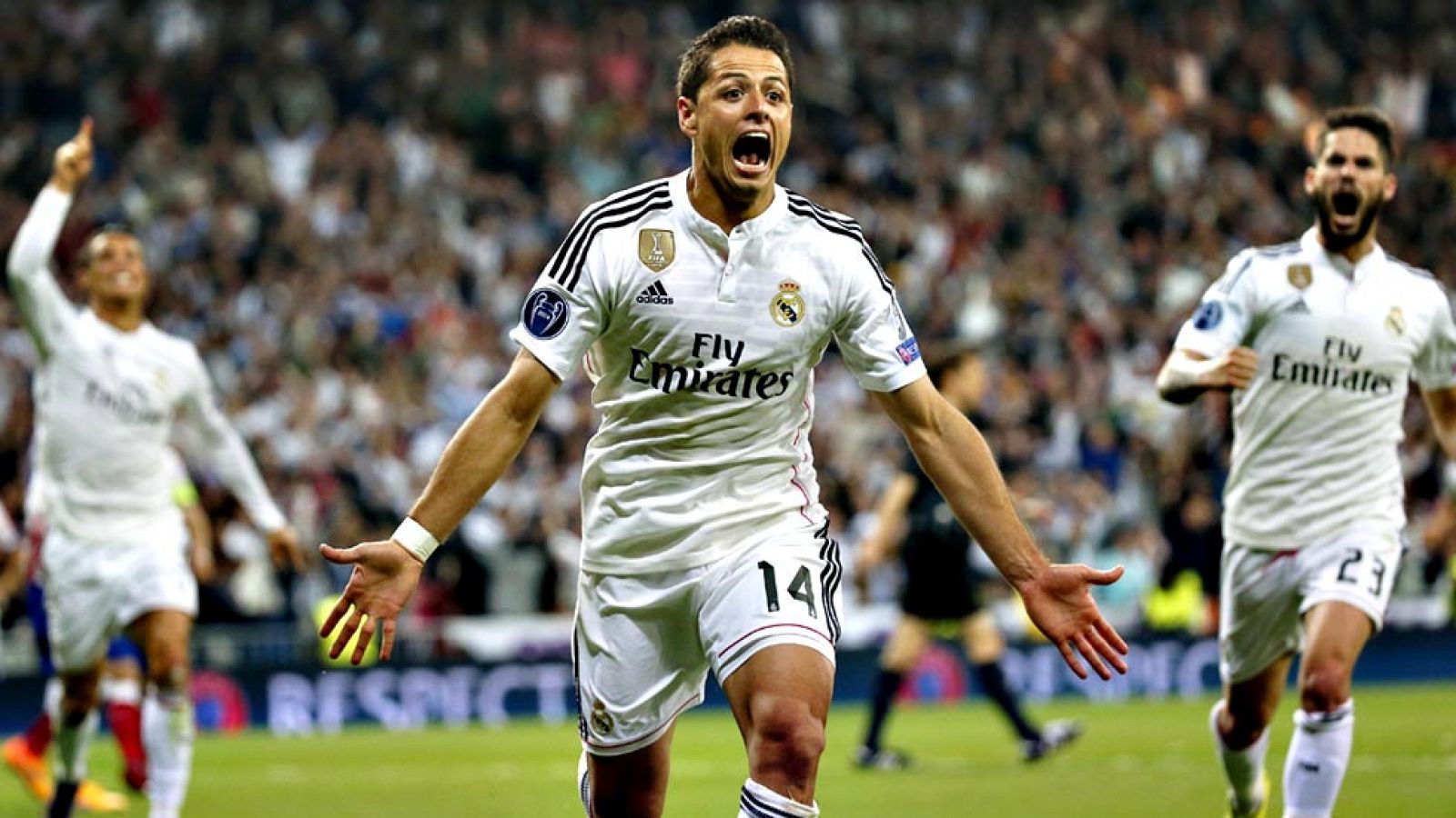 Un gol del mexicano Javier 'Chicharito' Hernández a dos minutos del final metió al Real Madrid en semifinales de Liga de Campeones (1-0) y derribó el muro del Atlético de Madrid al octavo intento, que sólo cedió en inferioridad numérica por la expuls