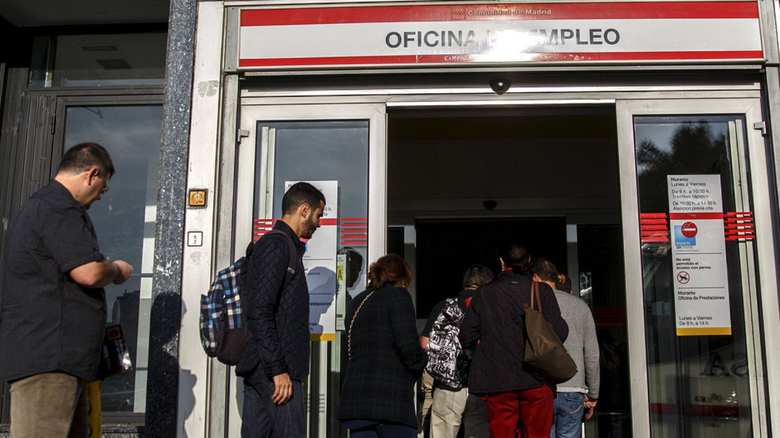 Cae la ocupación en servicios y agricultura entre enero y marzo
