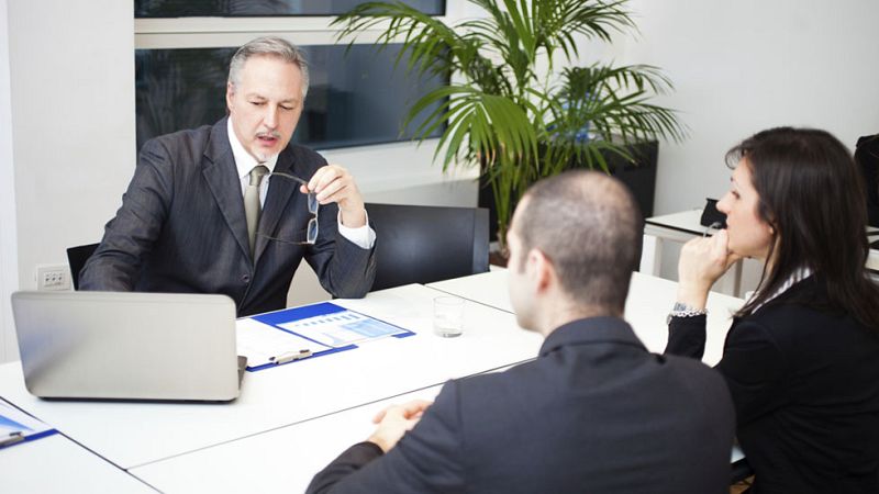 Los clientes tienen hasta el 30 para presentar su DNI en el banco y evitar el bloqueo de su cuenta