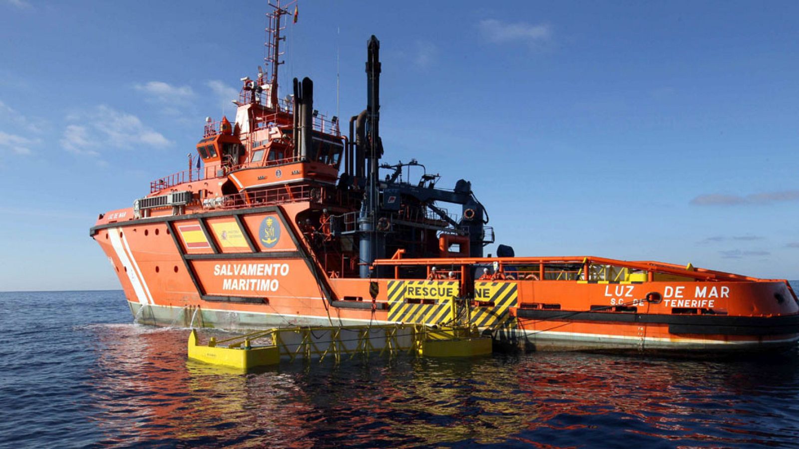 Detectadas manchas de fuel al sur de Tenerife