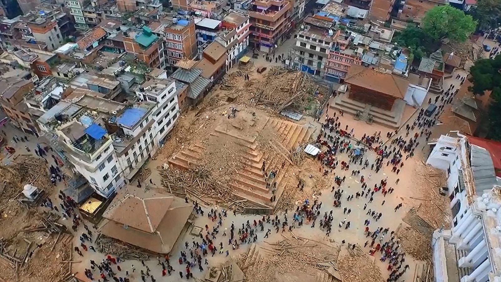 Casi 500 españoles estaban en Nepal mientras se sucedió el terremoto | Ver