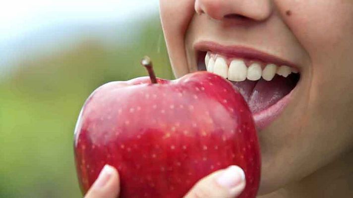 La mañana - Encías, boca seca y mal aliento