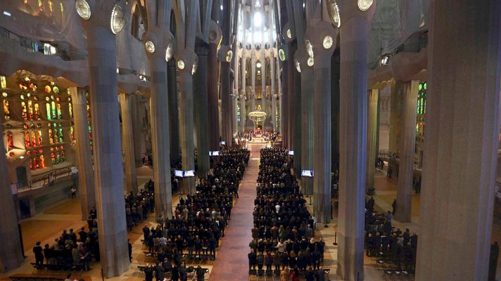 Especiales informativos - Funeral institucional por las víctimas del accidente aéreo en los Alpes - Señal institucional - Parte 2