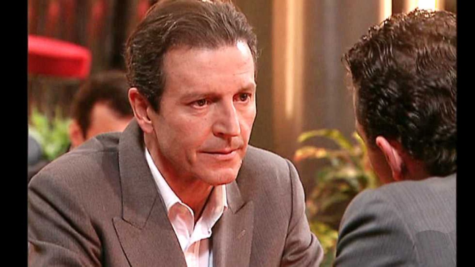 Amar en tiempos revueltos - T5 - Capítulo 108 - Ver ahora