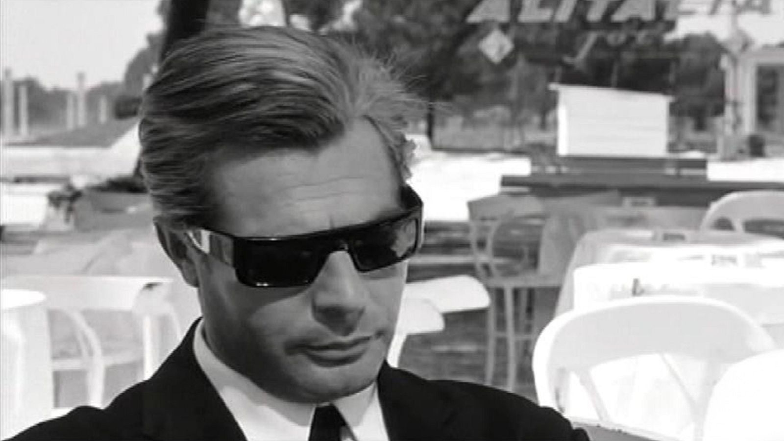 Que extraño llamarse Federico