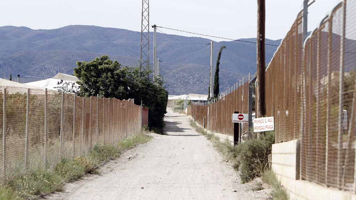 Telediario 1 - Siguen las investigaciones en torno al doble crimen en Níjar