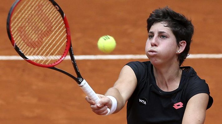 Telediario 1 - Carla Suárez, Serena y Sharapova cumplen en su debut en Madrid