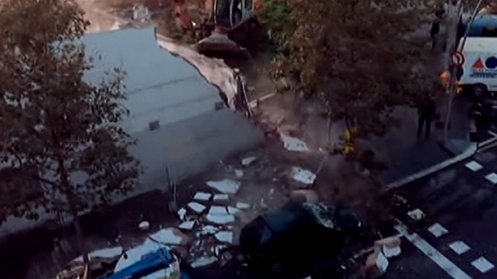 Descubre en Youtube quién destrozó su coche