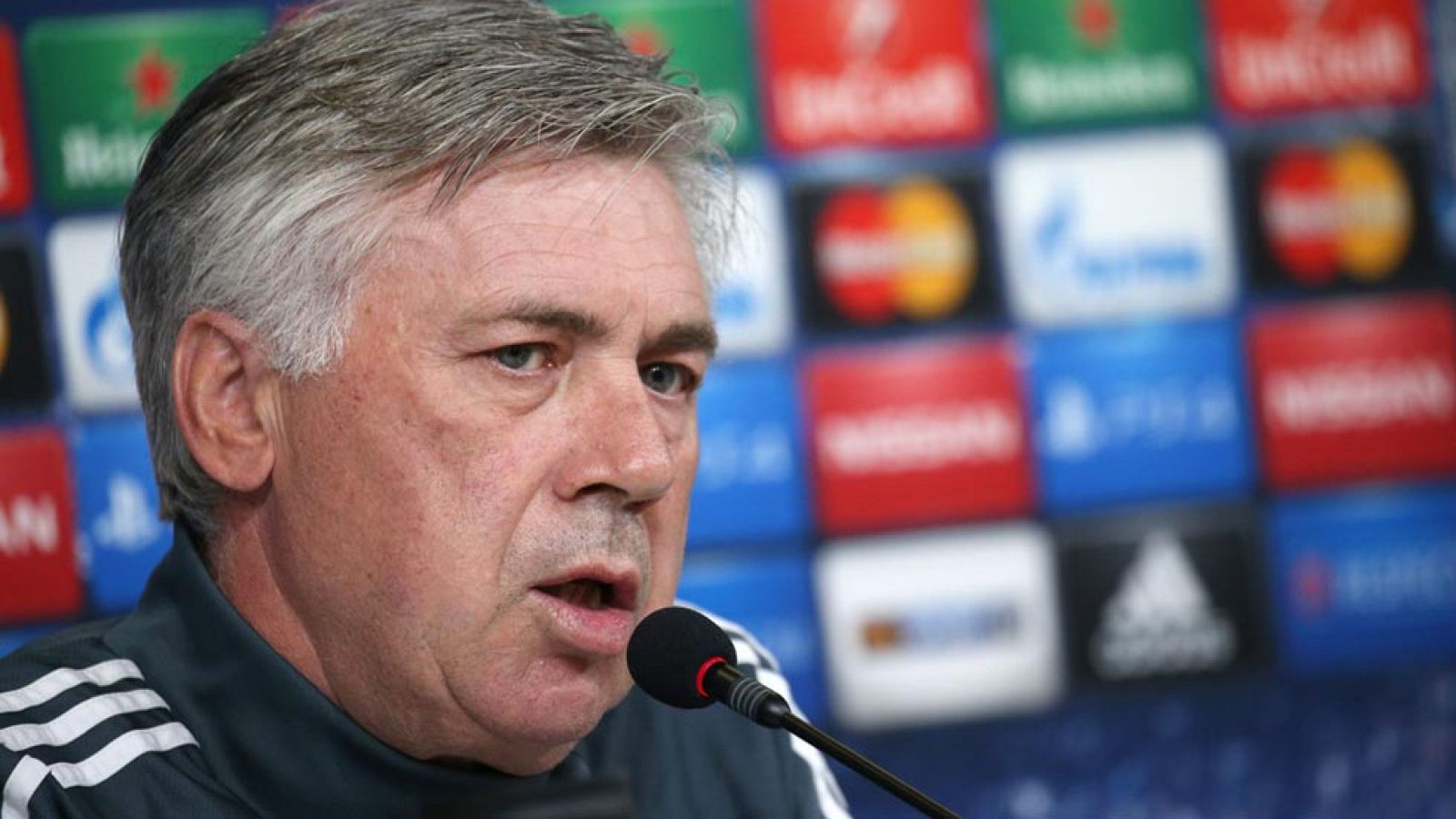 Ancelotti no da pistas de su once ante la Juventus | Ver