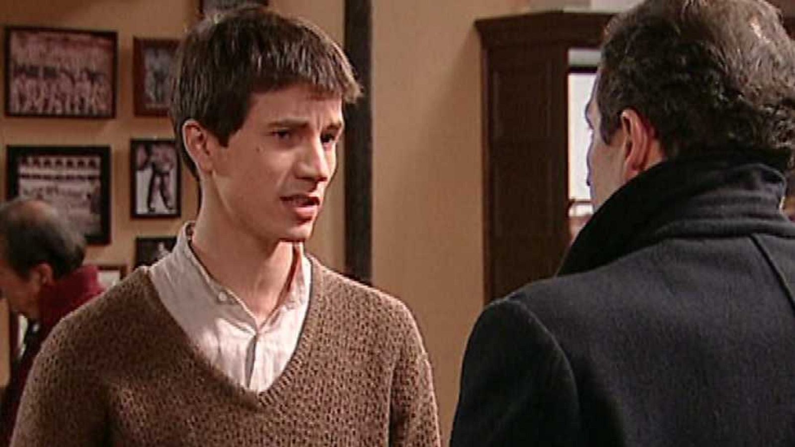 Amar en tiempos revueltos - T5 - Capítulo 113 - Ver ahora